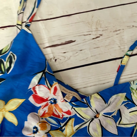 Skies are blue floral dress - Picture 5 of 6